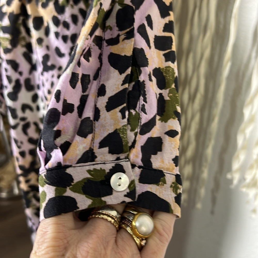 Veronica Beard Odette Cover Up Belted Shirtdress in Lilac Leopard Size XS - Picture 6 of 12